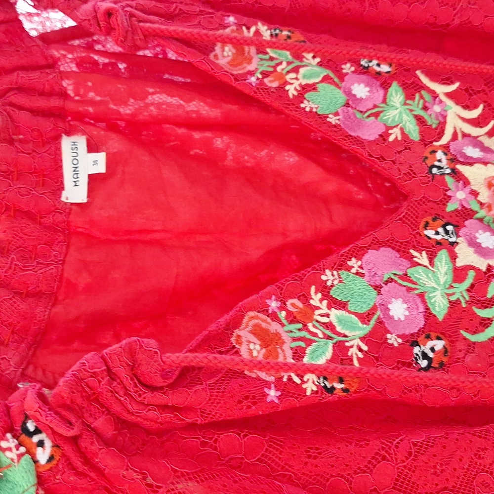 Manoush red dress -size M
Ptp 19
Waist 13” stretches to 19”